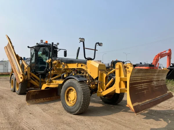 2018 Caterpillar 140M AWD VHP Plus Motor Grader
