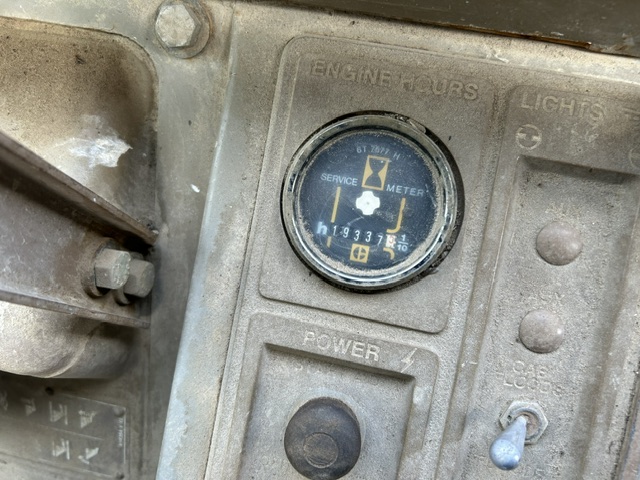 1985 Caterpillar 966D Wheel Loader - Image 16